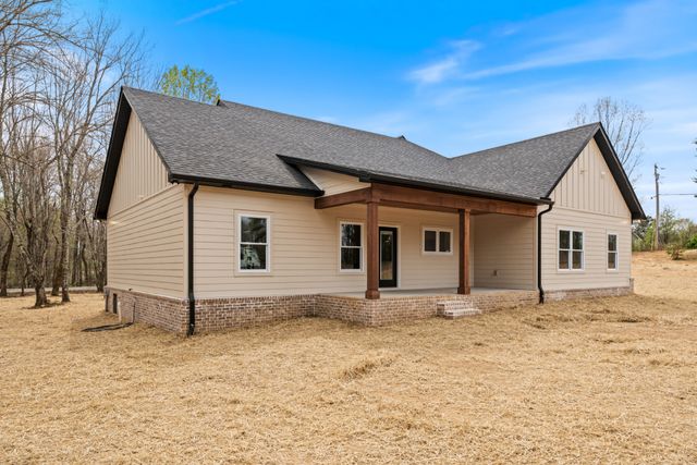1049 Big Bartons Creek Rd, Dickson, TN 37055