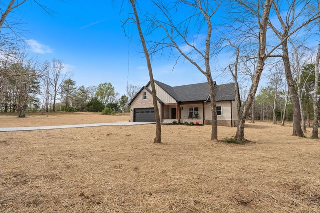 1049 Big Bartons Creek Rd, Dickson, TN 37055