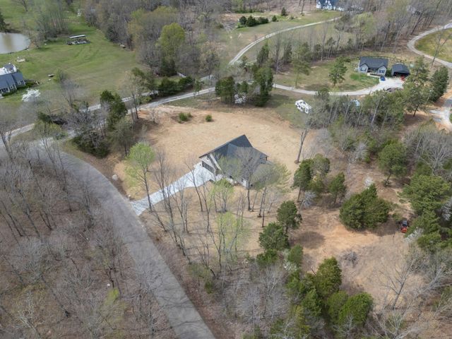 1049 Big Bartons Creek Rd, Dickson, TN 37055