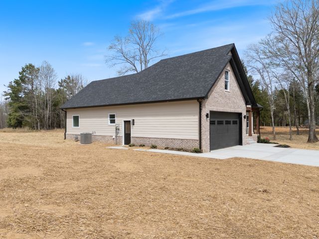 1049 Big Bartons Creek Rd, Dickson, TN 37055