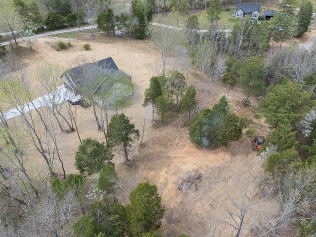 1049 Big Bartons Creek Rd, Dickson, TN 37055