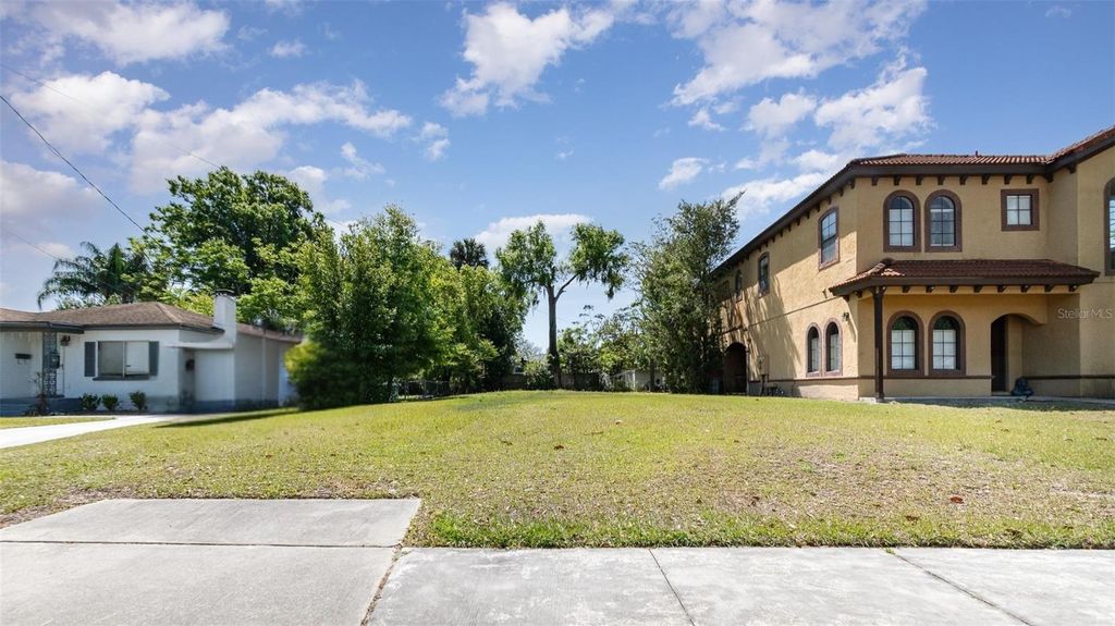 Image 2 of property listing at 202 E ESTHER STREET, Orlando, FL 32806