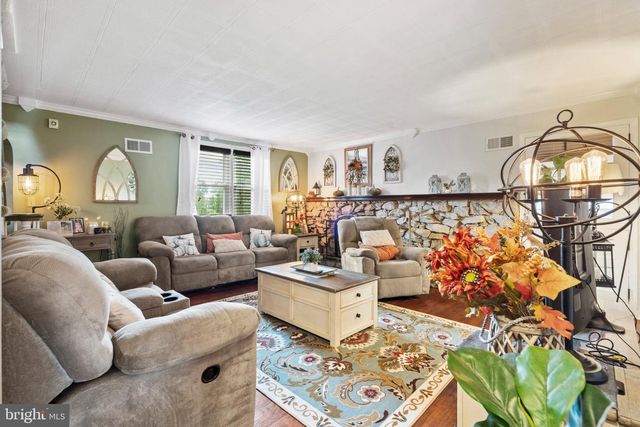 5357 LAKE RD, Newfield, NJ 08344