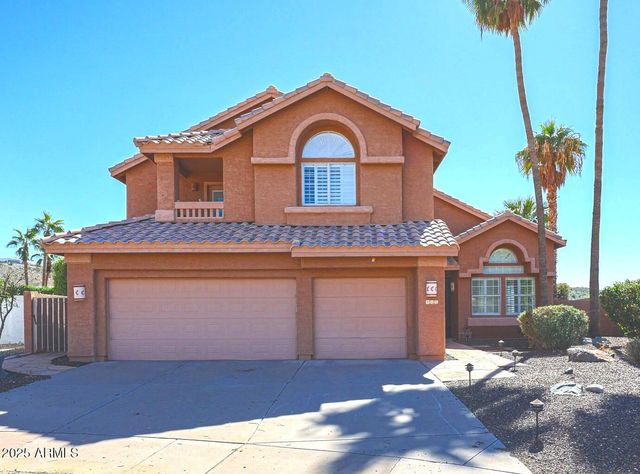 815 E DESERT TRUMPET Road, Phoenix, AZ 85048