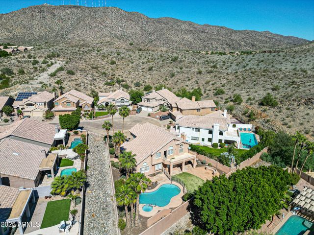 815 E DESERT TRUMPET Road, Phoenix, AZ 85048