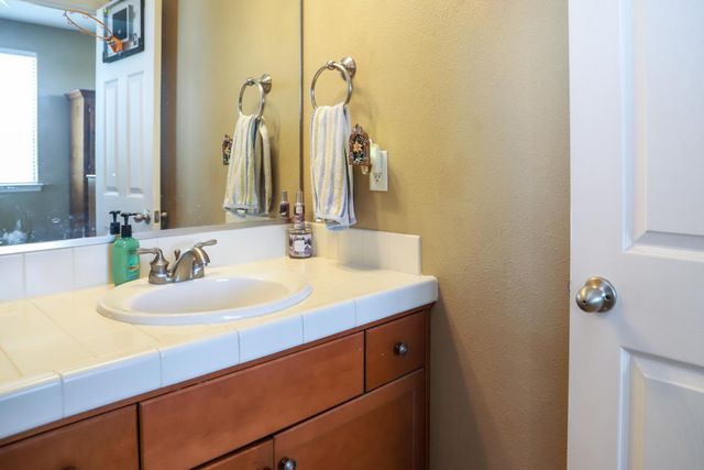 4292 N Gregory Avenue, Fresno, CA 93722