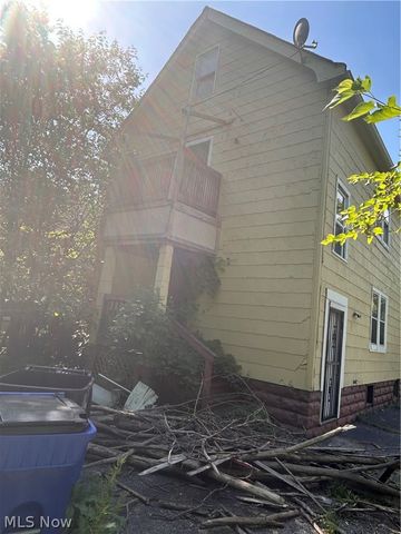 11301 Forest Avenue, Cleveland, OH 44104