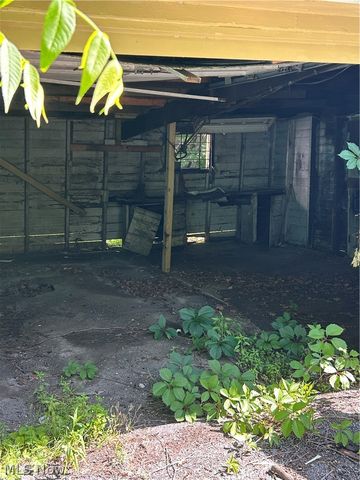 11301 Forest Avenue, Cleveland, OH 44104
