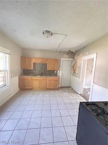 11301 Forest Avenue, Cleveland, OH 44104