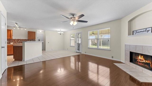 527 Cypresswood Knoll, Spring, TX 77373