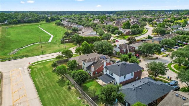 527 Cypresswood Knoll, Spring, TX 77373