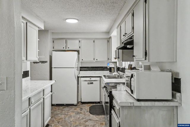 4865 Newtown Av SE, Salem, OR 97302