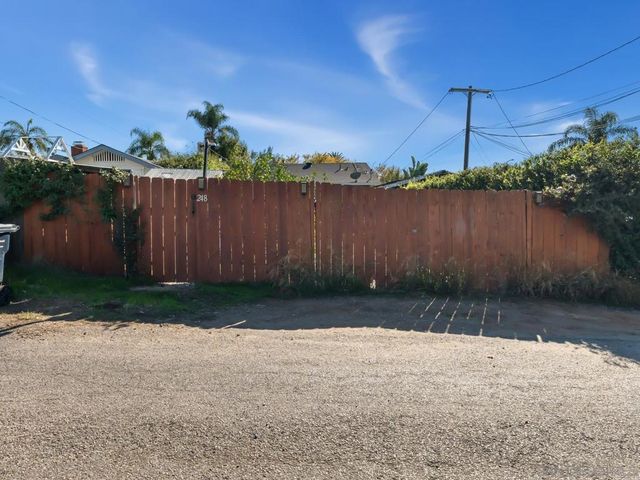 248 W 9Th Ave, Escondido, CA 92025