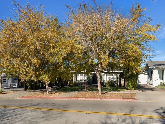 248 W 9Th Ave, Escondido, CA 92025