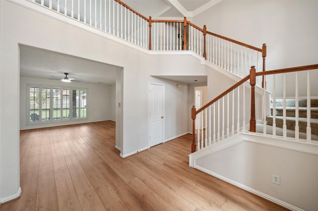 14803 Ramblebrook Lane, Humble, TX 77396