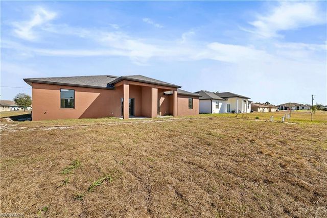2222 Kenneth AVE S, Lehigh Acres, FL 33973