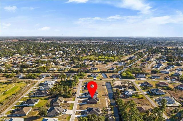 2222 Kenneth AVE S, Lehigh Acres, FL 33973