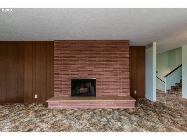 75093 TOWNSEND Rd, Rainier, OR 97048
