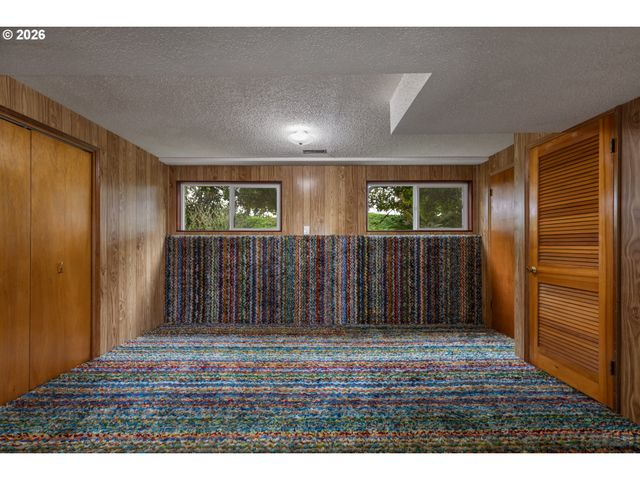 75093 TOWNSEND Rd, Rainier, OR 97048
