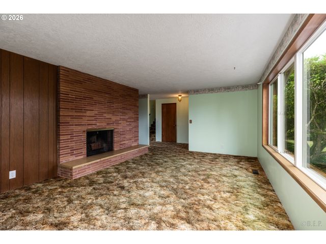 75093 TOWNSEND Rd, Rainier, OR 97048