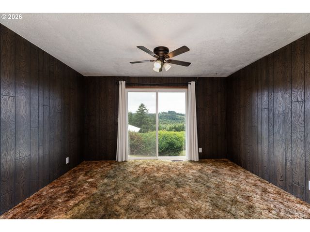 75093 TOWNSEND Rd, Rainier, OR 97048