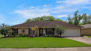 208 Pontalba Drive, Lafayette, LA 70503