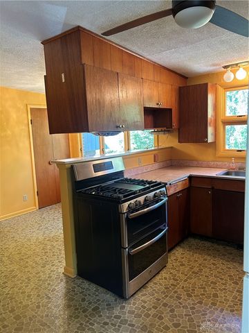1535 Winding Trail, Springfield, OH 45503