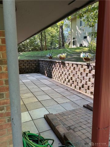 1535 Winding Trail, Springfield, OH 45503