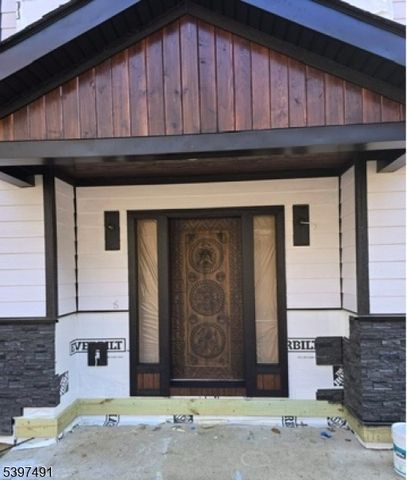 49 Northwood Rd, Hopatcong Boro, NJ 07849