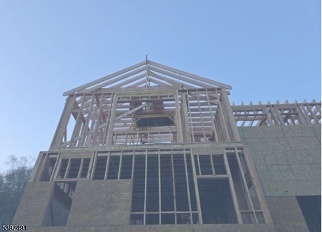 49 Northwood Rd, Hopatcong Boro, NJ 07849