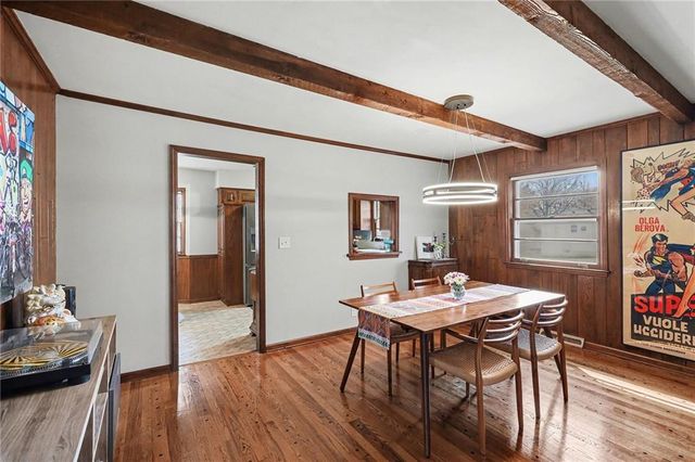 8411 W 87th Street, Overland Park, KS 66212