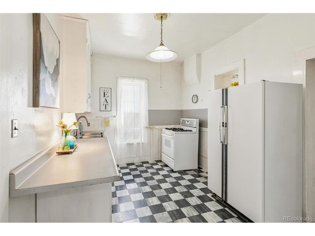 252 W Irvington Pl, Denver, CO 80223