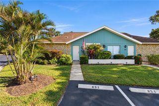 851 Palm View DR, Naples, FL 34110