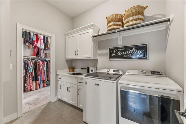 12314 W 169th Terrace, Overland Park, KS 66221
