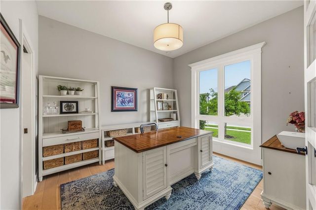 12314 W 169th Terrace, Overland Park, KS 66221