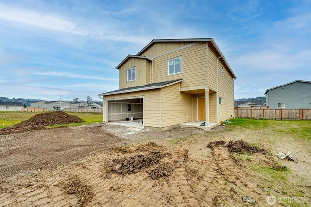 2016 Henderson Way, Longview, WA 98632