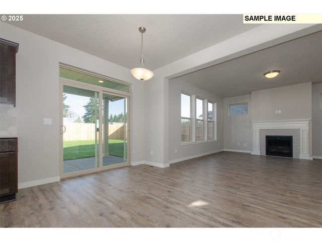 2016 Henderson Way, Longview, WA 98632