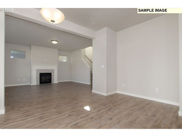 2016 Henderson Way, Longview, WA 98632