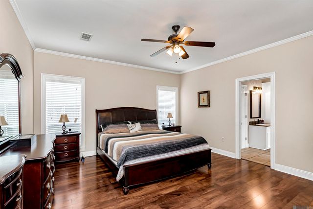 10841 Classique Dr, Baton Rouge, LA 70815