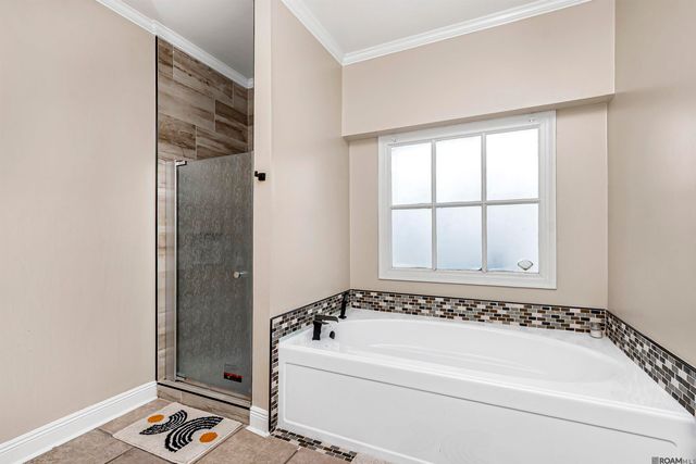 10841 Classique Dr, Baton Rouge, LA 70815