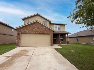 706 Luna Vista DR, Hutto, TX 78634