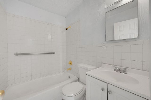 1645 W 31st Street, Riviera Beach, FL 33404