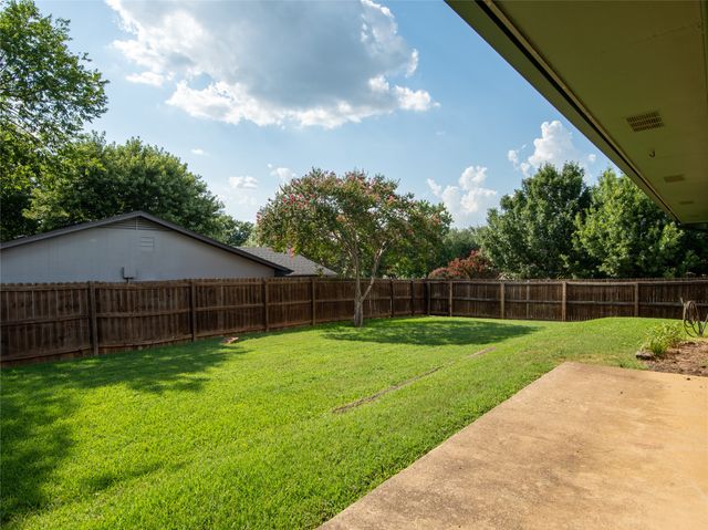 1719 Sagebrush Trail, Grapevine, TX 76051