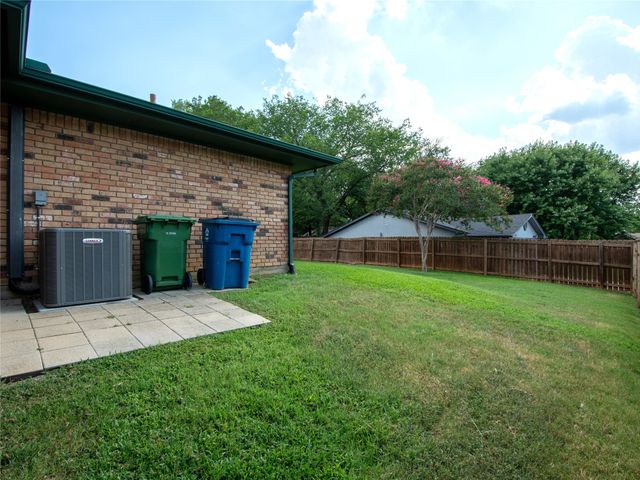 1719 Sagebrush Trail, Grapevine, TX 76051