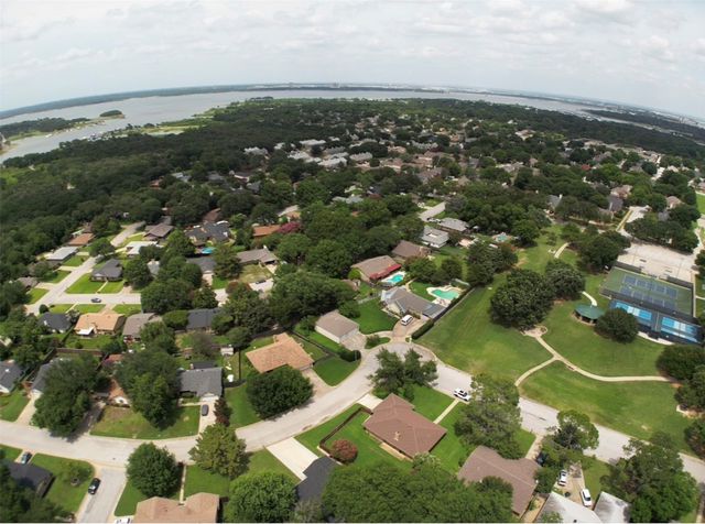1719 Sagebrush Trail, Grapevine, TX 76051