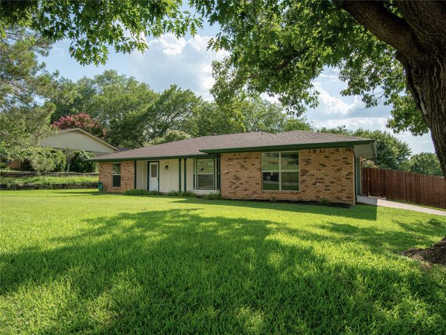 1719 Sagebrush Trail, Grapevine, TX 76051