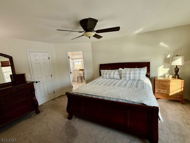 8 Spencer St, Stanhope Boro, NJ 07874