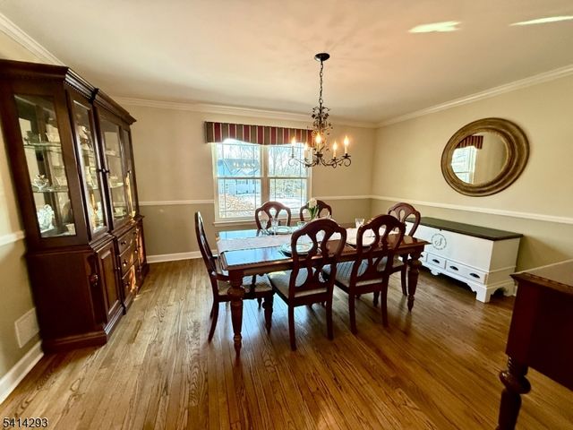 8 Spencer St, Stanhope Boro, NJ 07874