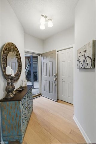1024 Porte Harbour Arch Apt 104, Hampton, VA 23664