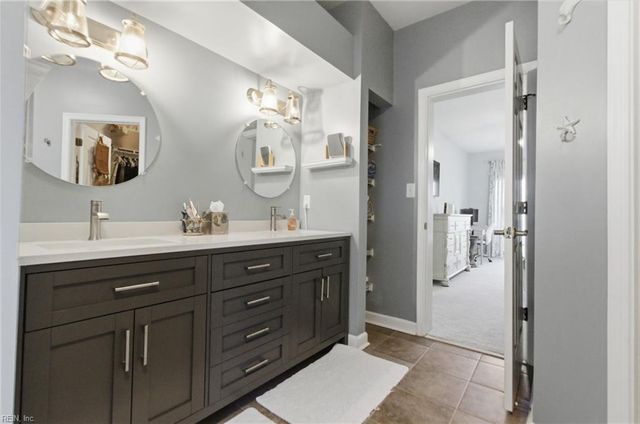1024 Porte Harbour Arch Apt 104, Hampton, VA 23664